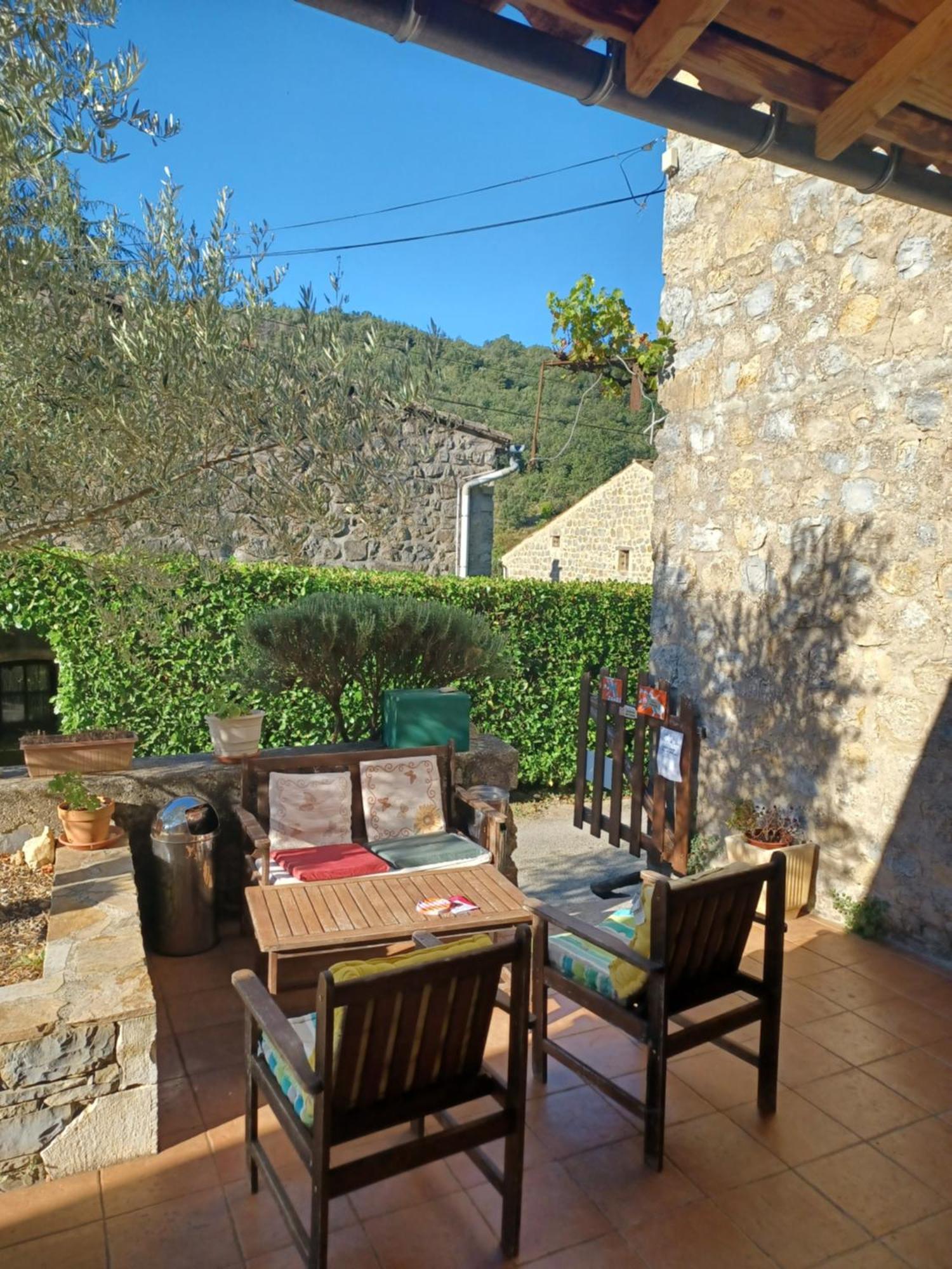 Gîtes du Domaine de Serre Long Saint-Maurice-dʼIbie Extérieur photo