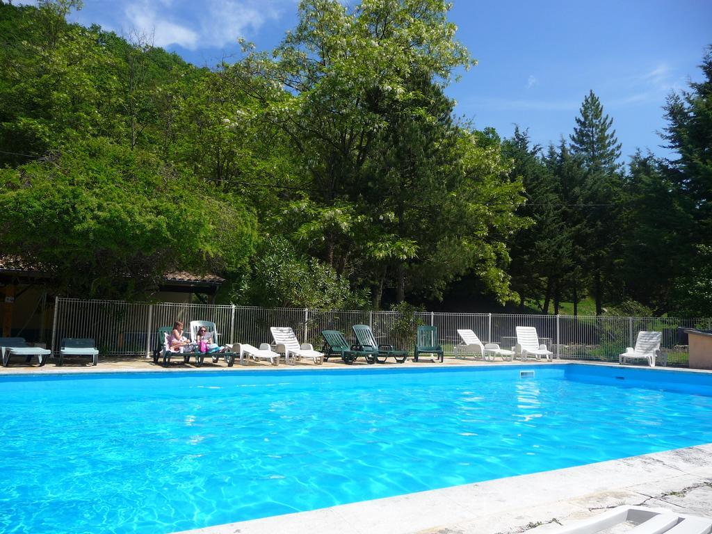 Gîtes du Domaine de Serre Long Saint-Maurice-dʼIbie Extérieur photo